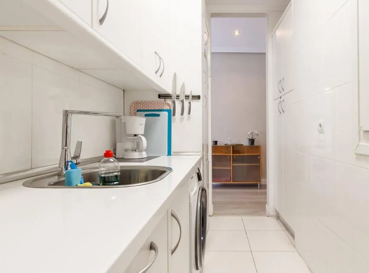 Vivienda Turistica De Prestancia Junto A La Ria De Nervion Bilbao 0*,